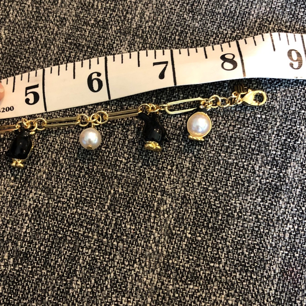 Authentic kate spade NWT Gold Charm Bracelet with Pearls and Black Penguins - Picture 8 of 8